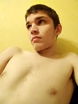 Snapshot of BradPierce chatting on 01-11-26, 02:29 BradPierce online show from 01-11-26, 02:29