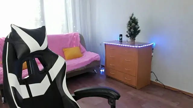 KisaModel online show from 01-14-26, 06:28