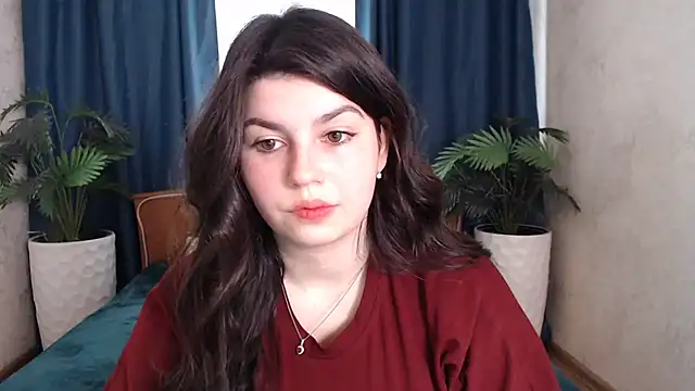 Snapshot of KisaModel chatting on 05-28-26, 05:59 KisaModel online show from 05-28-26, 05:59