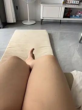 qwe522522 online show from 04-04-26, 06:42