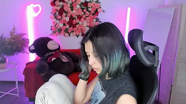 SirenMystiq online show from 05-26-26, 07:12