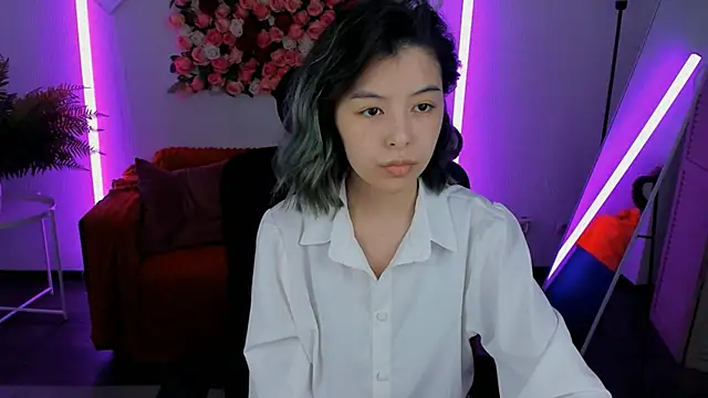 SirenMystiq online show from 05-18-26, 07:07