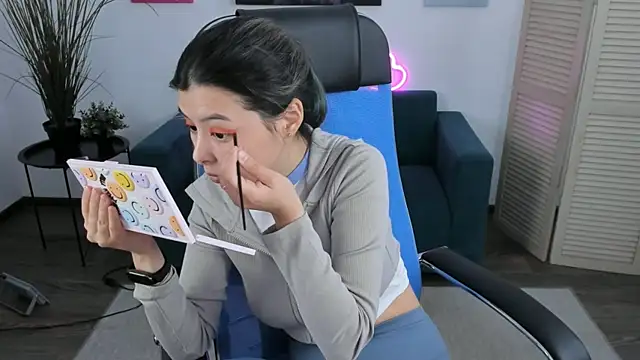 SirenMystiq online show from 12-14-25, 08:09