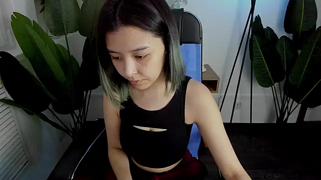 SirenMystiq online show from 05-11-26, 07:22
