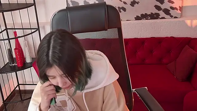 SirenMystiq online show from 04-06-26, 07:48