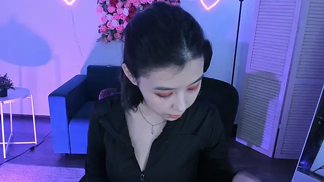 SirenMystiq online show from 05-03-26, 07:17
