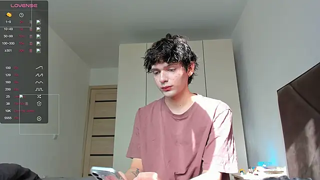 colestorm  online show from 05-19-26, 04:08
