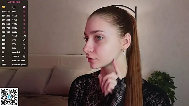 VelvetZephra online show from 05-31-26, 03:40