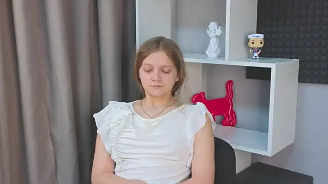 HazeElariel online show from 03-18-26, 09:56