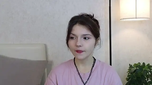 NyraVesperis online show from 05-11-26, 07:32