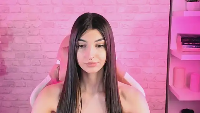 Snapshot of LilyShine_ chatting on 02-14-26, 03:34 LilyShine online show from 02-14-26, 03:34