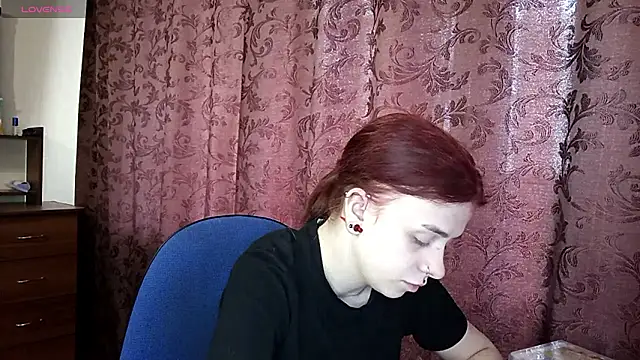 IleanaPishko online show from 02-12-26, 10:04