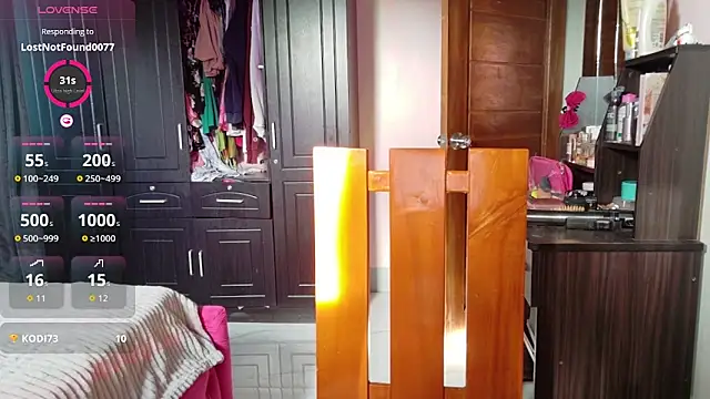 Snapshot of Serena_reinaa chatting on 01-11-26, 12:28 Serena reinaa online show from 01-11-26, 12:28