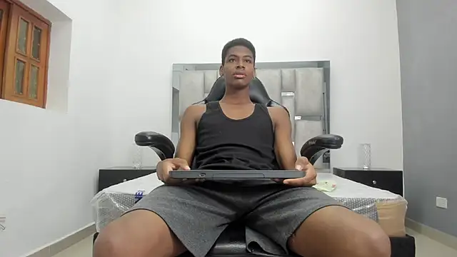 khris  evans online show from 04-18-26, 11:12