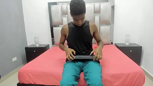 khris  evans online show from 04-10-26, 11:28