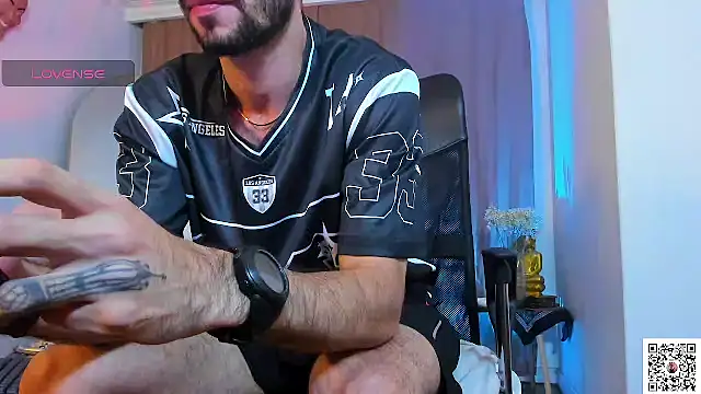  YOURHERO online show from 04-15-26, 11:05