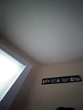 Snapshot of Aria423 chatting on 01-18-26, 12:52 Aria423 online show from 01-18-26, 12:52