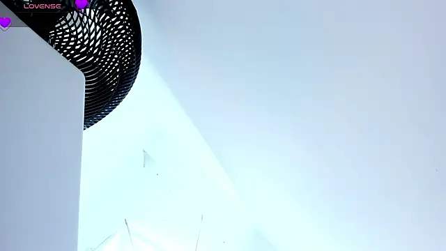 Snapshot of AriadnaLoren chatting on 05-08-26, 05:44 AriadnaLoren online show from 05-08-26, 05:44