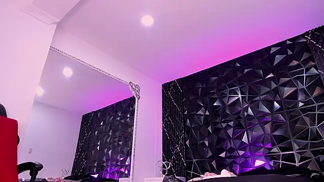 AriadnaLoren online show from 03-04-26, 05:48