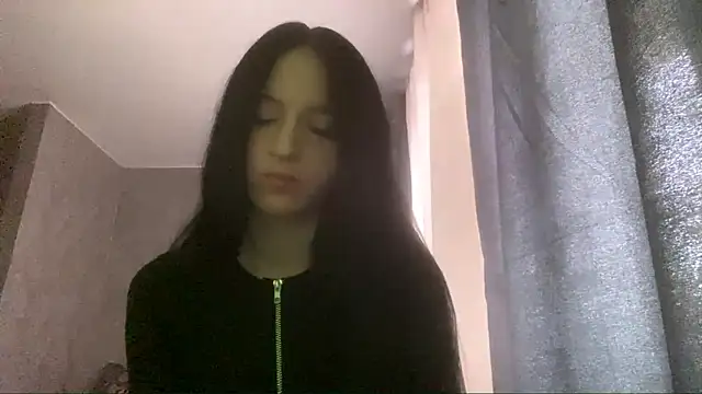 DianaBellas online show from 12-20-25, 10:18