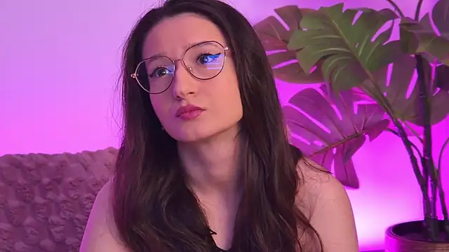 TheaMalekoo online show from 03-29-26, 06:59