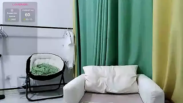 Leila-11 online show from 05-06-26, 12:25