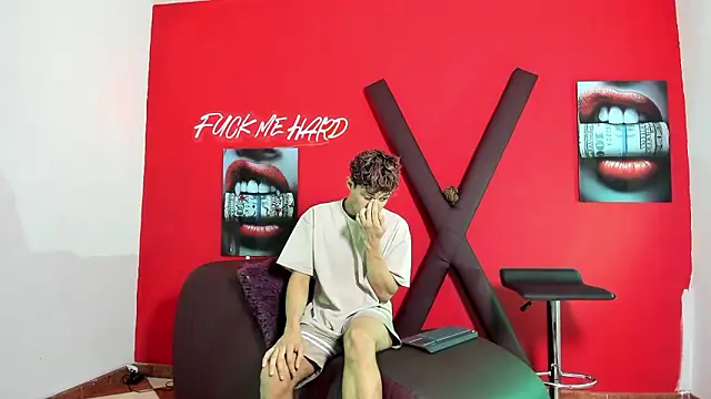 Snapshot of YOUNG_GUYS1 chatting on 02-26-26, 01:27 YOUNG GUYS1 online show from 02-26-26, 01:27