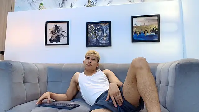 YOUNG GUYS1 online show from 04-16-26, 07:20