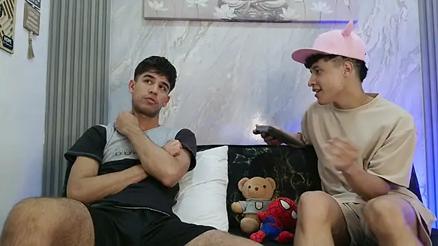 YOUNG GUYS1 online show from 05-14-26, 07:27
