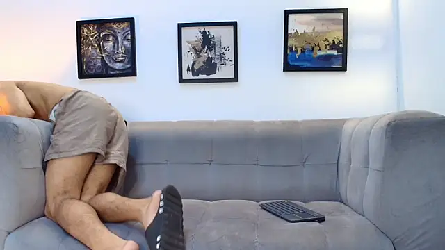 YOUNG GUYS1 online show from 03-24-26, 07:52