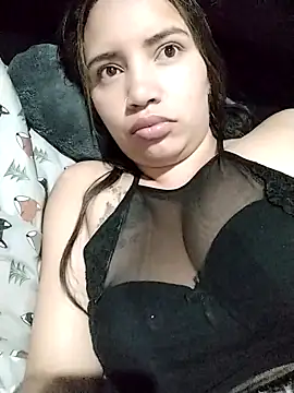 liliymike19 online show from 02-17-26, 03:37