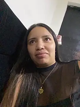 liliymike19 online show from 12-21-25, 02:13