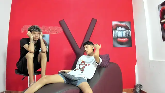 HORNY PRETTY online show from 05-09-26, 04:32