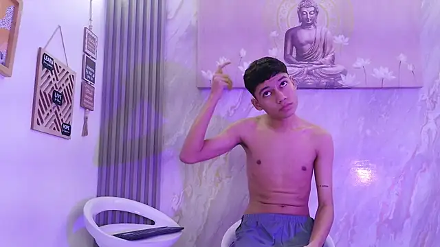 HORNY PRETTY online show from 04-19-26, 01:12
