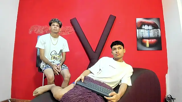 HORNY PRETTY online show from 05-07-26, 01:25