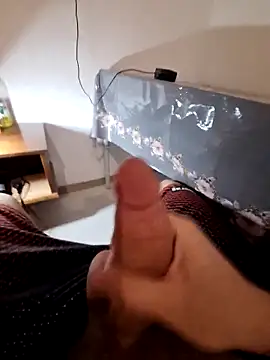 Snapshot of Berk_3113 chatting on 02-20-26, 11:50 Berk 3113 online show from 02-20-26, 11:50