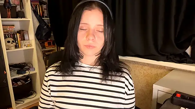 Eva blo0m online show from 01-11-26, 06:53