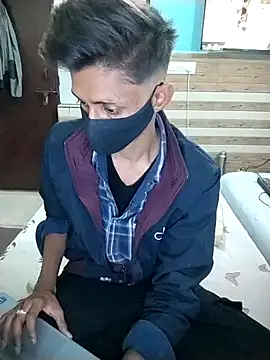 xoupleaura online show from 12-19-25, 05:15