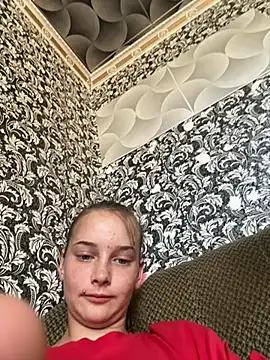 Snapshot of Barbika19 chatting on 06-25-26, 10:42 Barbika19 online show from 06-25-26, 10:42