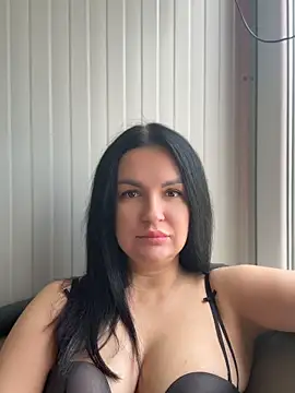 Snapshot of MeganBlueq chatting on 04-18-26, 10:39 MeganBlueq online show from 04-18-26, 10:39