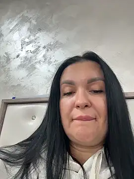 Snapshot of MeganBlueq chatting on 03-19-26, 11:32 MeganBlueq online show from 03-19-26, 11:32