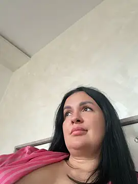 Snapshot of MeganBlueq chatting on 04-24-26, 12:29 MeganBlueq online show from 04-24-26, 12:29