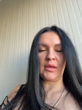 Snapshot of MeganBlueq chatting on 02-14-26, 08:14 MeganBlueq online show from 02-14-26, 08:14
