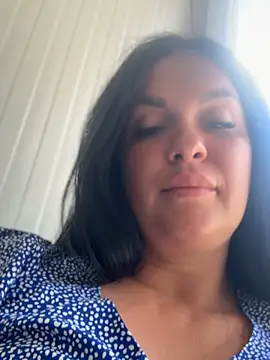 Snapshot of MeganBlueq chatting on 06-19-26, 01:06 MeganBlueq online show from 06-19-26, 01:06