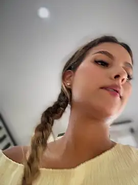 Valeria-escobar online show from 07-28-26, 04:39