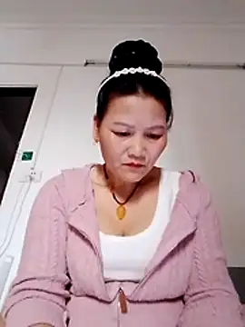 Snapshot of Cako-naka chatting on 02-19-26, 02:08 Cako-naka online show from 02-19-26, 02:08