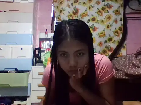 Snapshot of SexyApril chatting on 01-10-26, 09:37 SexyApril online show from 01-10-26, 09:37