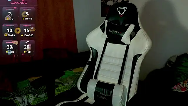 milk hot mafe online show from 02-20-26, 03:47