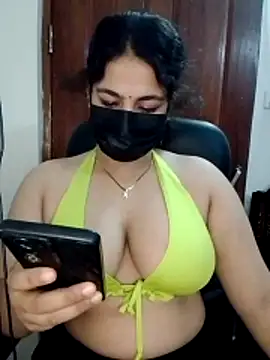 nosrat014 online show from 04-14-26, 11:37