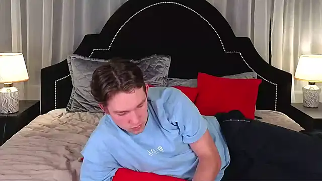 JamesRaww online show from 12-15-25, 04:46